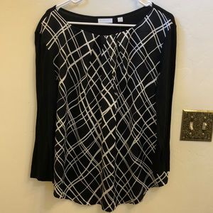 NWT New York & Company black/white blouse in XL
